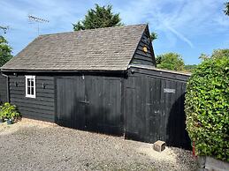 Beautiful Detached Barn in the Chiltern Hills