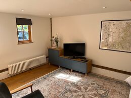Beautiful Detached Barn in the Chiltern Hills