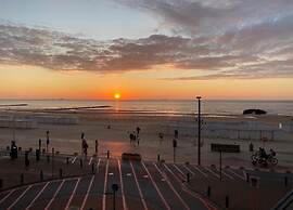 Cozy Knokke Beach Escape