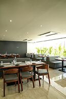 Mastiff Hotel Crystara, Jalgaon