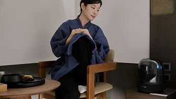 Loop Seoul Hotel Retreat By Anook Hongdae
