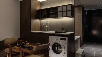 Loop Seoul Hotel Retreat By Anook Hongdae