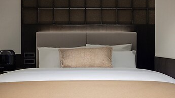Loop Seoul Hotel Retreat By Anook Hongdae