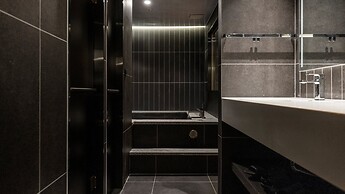 Loop Seoul Hotel Retreat By Anook Hongdae