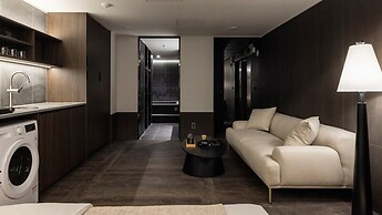 Loop Seoul Hotel Retreat By Anook Hongdae