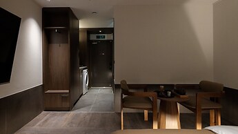 Loop Seoul Hotel Retreat By Anook Hongdae