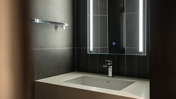 Loop Seoul Hotel Retreat By Anook Hongdae