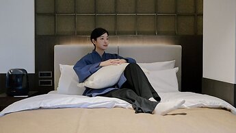 Loop Seoul Hotel Retreat By Anook Hongdae