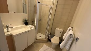Avelis Downtown Hotel and Suites