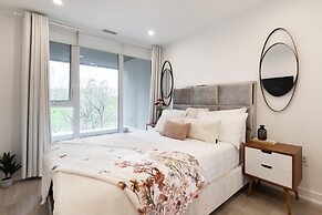The Ivory Hotel and Suites