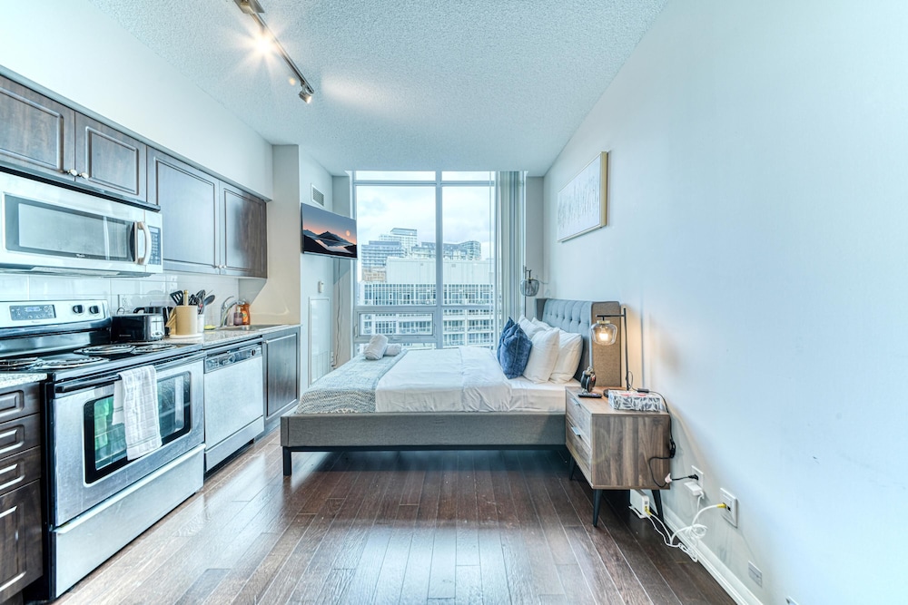 The Ivory Hotel and Suites