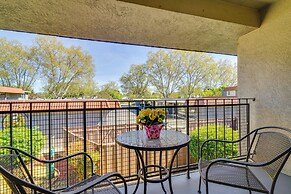 1 Block to Dtwn Pleasanton: Condo w/ Pool Access