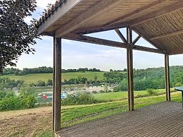 Cottage With Heated Pool in Monclar