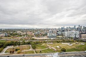 The Bayview - Downtown Toronto