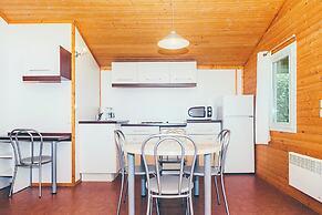Getaway Near Monclar Lake With Pool