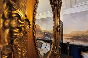 Elegant Castle for 19 Guests