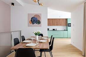 D52 Apartment Hotel