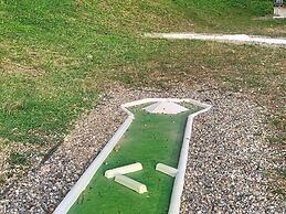 Monclar Escape With Tennis & Shared Pool