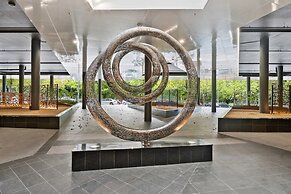 Manhattan CBD Stay, Resort-style Prime Location