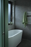 Hover Boutique Hotel