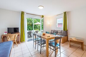 5-guest Cottage With Terrace in Loire