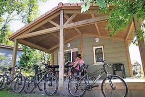 Escape Near Monclar-de-quercy Lake