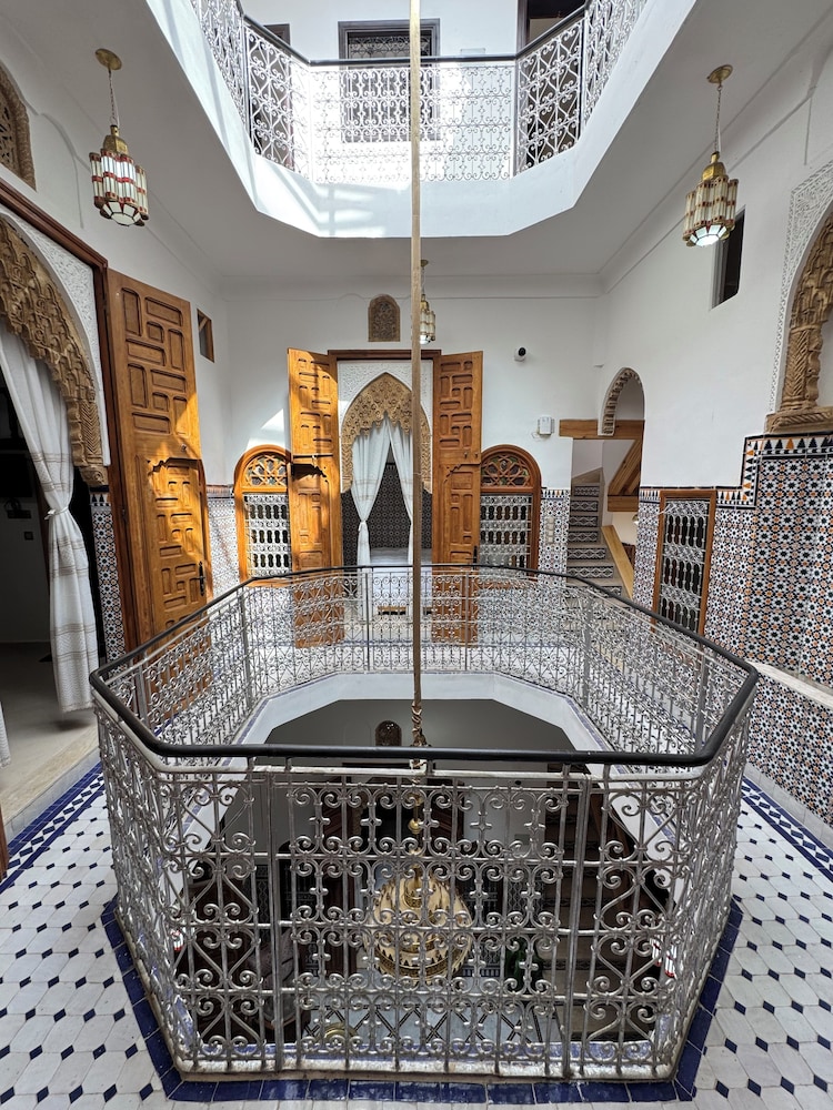 Riad AYA