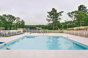 2-bedroom Family Cottage in Malansac