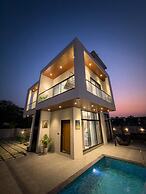 The White Casa Villa