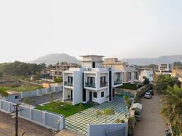 The White Casa Villa