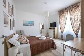 Nadia Flat - 10 minutes from the beach