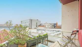 Amazing Duplex Apartment 8P