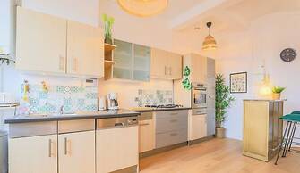 Amazing Duplex Apartment 8P