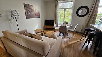 Elegant Apartment in a Luxury Residence