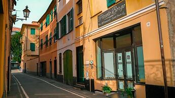 Piccolo Borgo