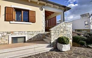 Flat With Shared Pool in Fiorini