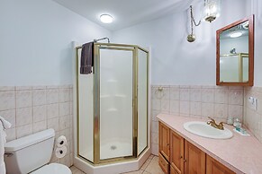 3 Mi to Acadia NP: Spacious Group Getaway!