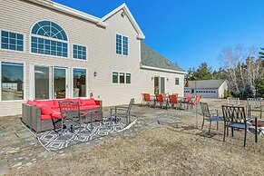 3 Mi to Acadia NP: Spacious Group Getaway!