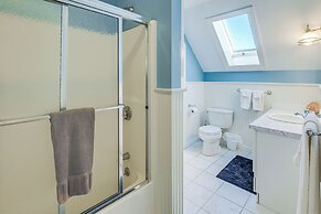 3 Mi to Acadia NP: Spacious Group Getaway!