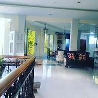 Elicon Suites