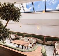 L'ADRESSE HOTEL