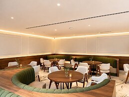L'ADRESSE HOTEL