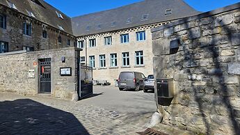 Spacious Durbuy Apartment for 6