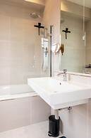 Beautiful 5 Bedroom Home in Evesham