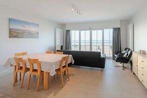 Apartment on Belgian Coast With Sea Views