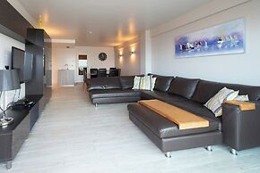Apartment in Middelkerke With Sea View