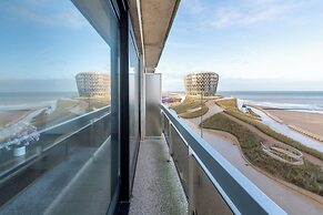 Apartment in Middelkerke, Beach Views