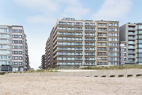 Apartment in Middelkerke, Beach Views