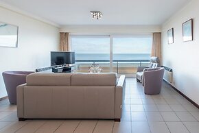 Apartment in Middelkerke, Beach Views