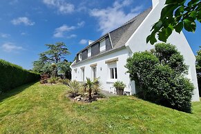 Family Home in Locquirec Bay